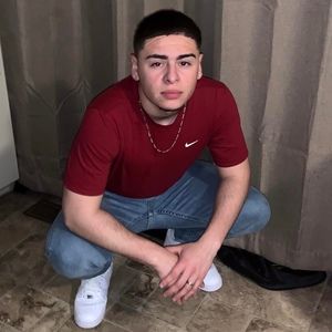 Meet your Posher, Luis